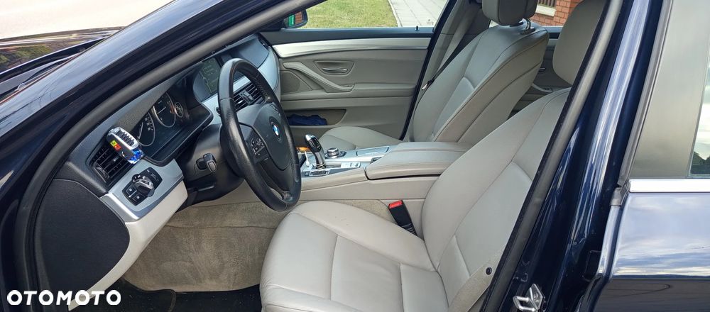 BMW Seria 5 520d - 20