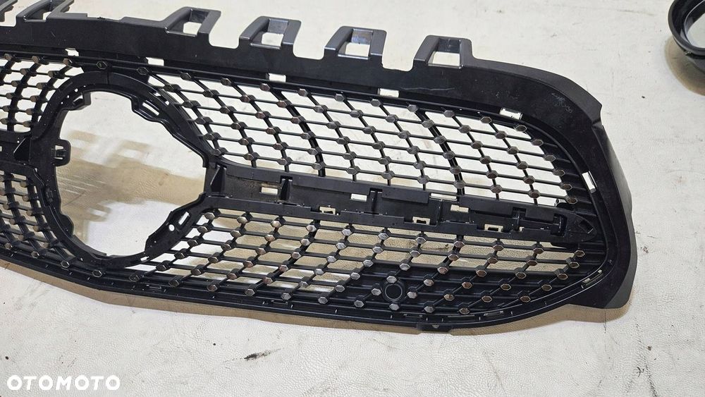 GRILL ATRAPA CHŁODNICY MERCEDES A-KLASA W177 A1778880200 - 2