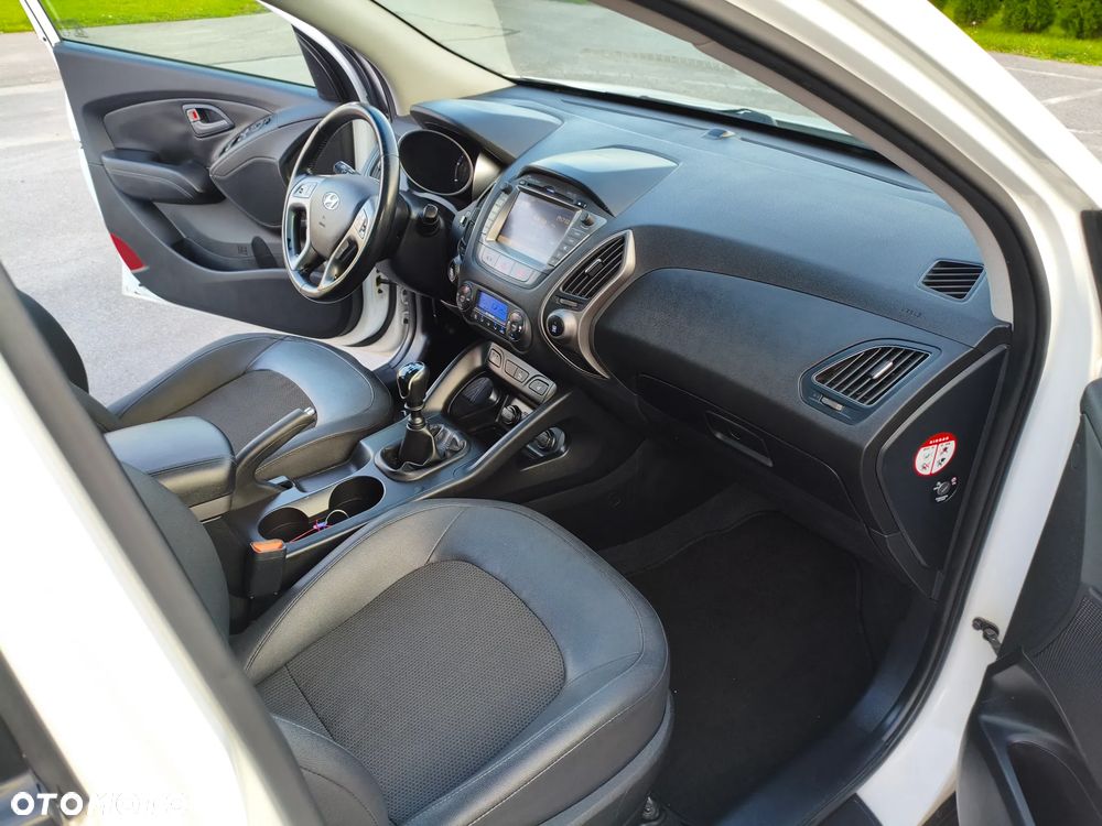 Hyundai ix35 1.7 CRDi 2WD blue Style - 31