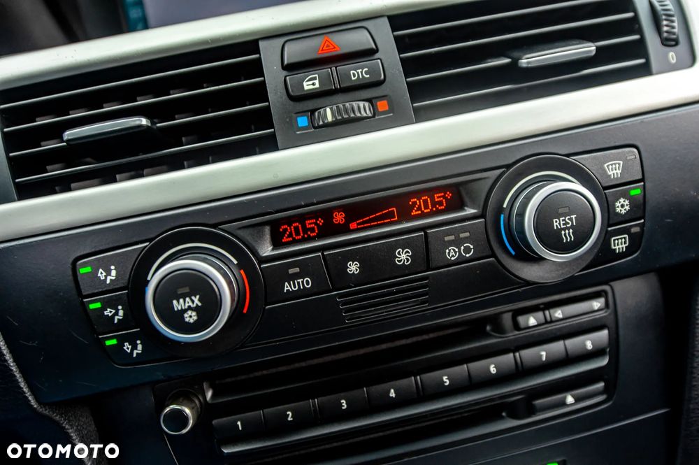 BMW Seria 3 320d DPF - 34