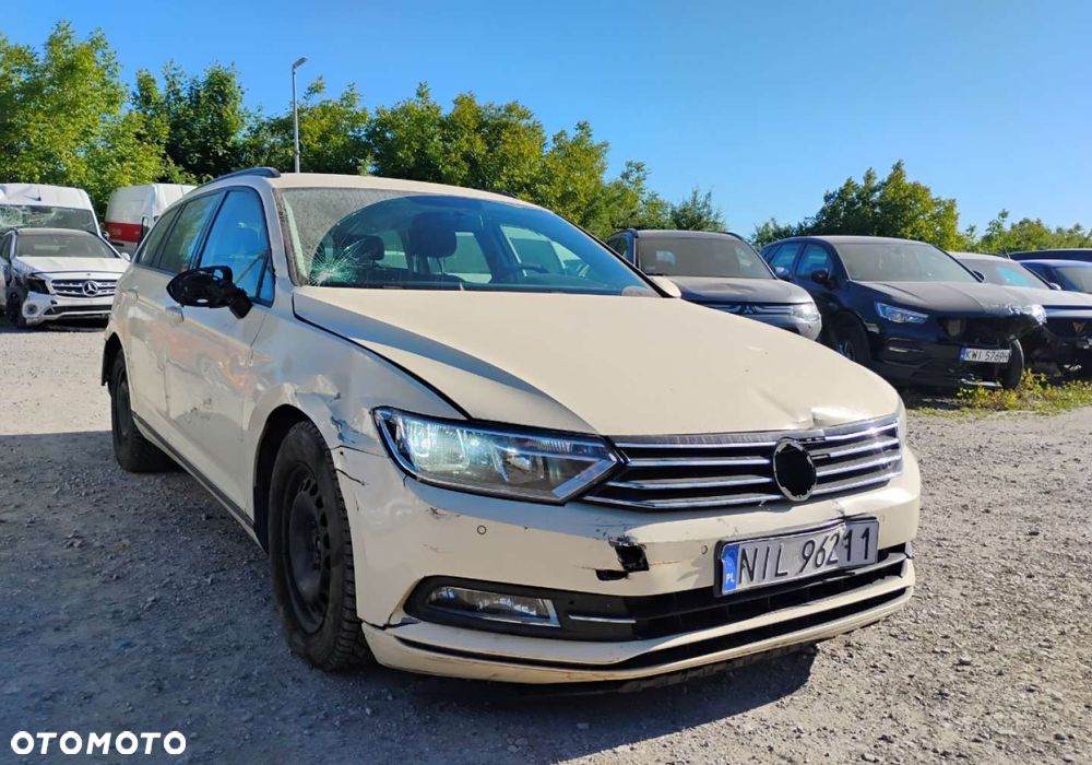 Volkswagen Passat - 3