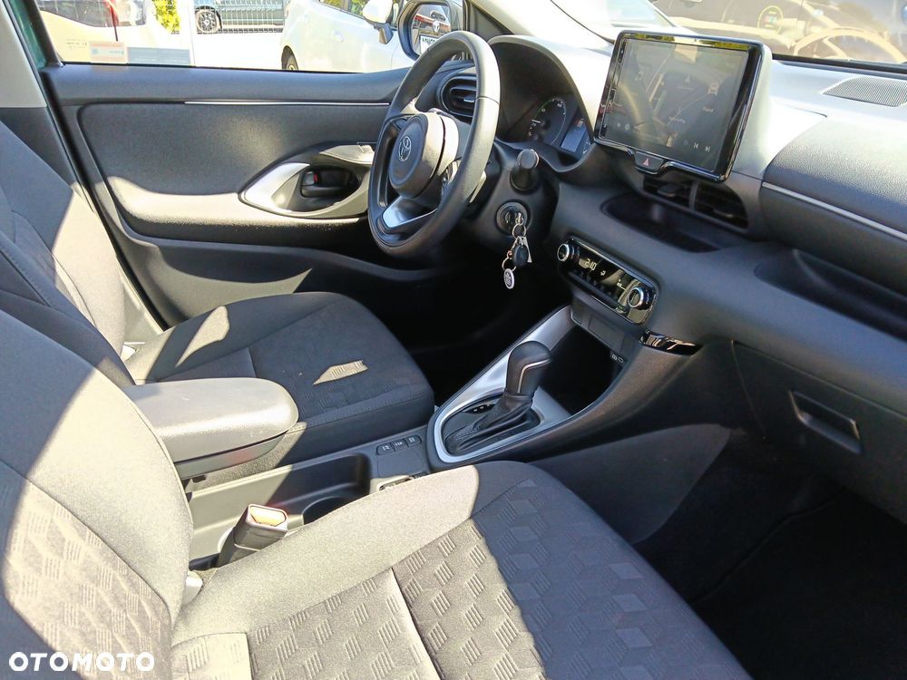 Toyota Yaris - 9