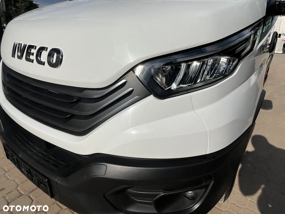 Iveco DAILY 35s18 - 19