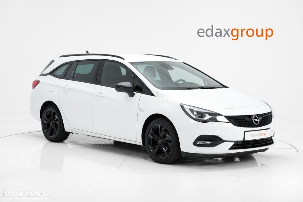 Opel Astra Sports Tourer - 1