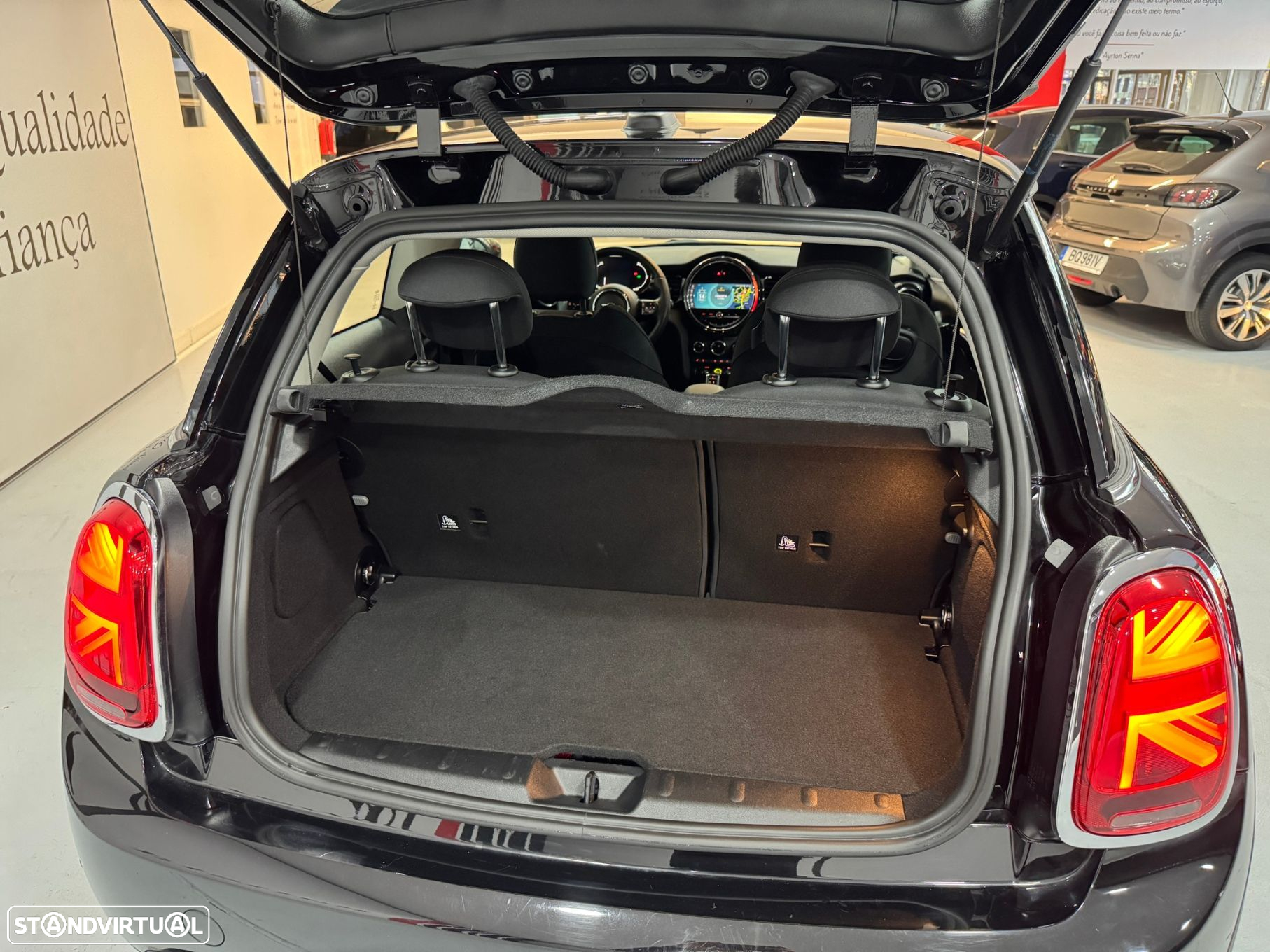 MINI 3 Portas Cooper SE - 41