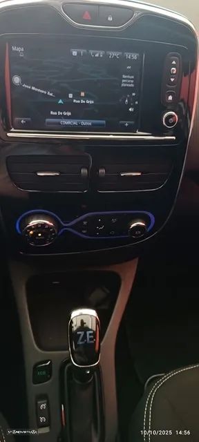 Renault Zoe (c/ Bateria) Limited 40 - 33