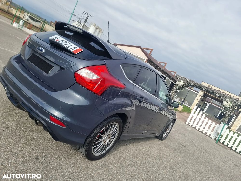 Ford Focus 2.0 TDCI DPF Titanium - 6