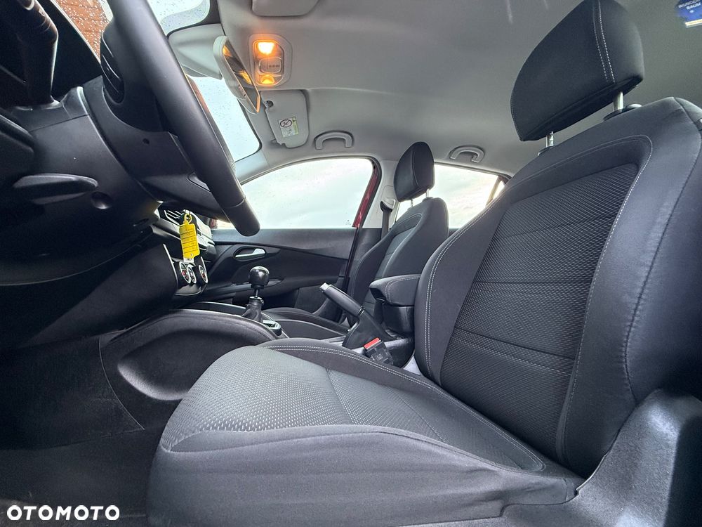 Fiat Tipo - 12