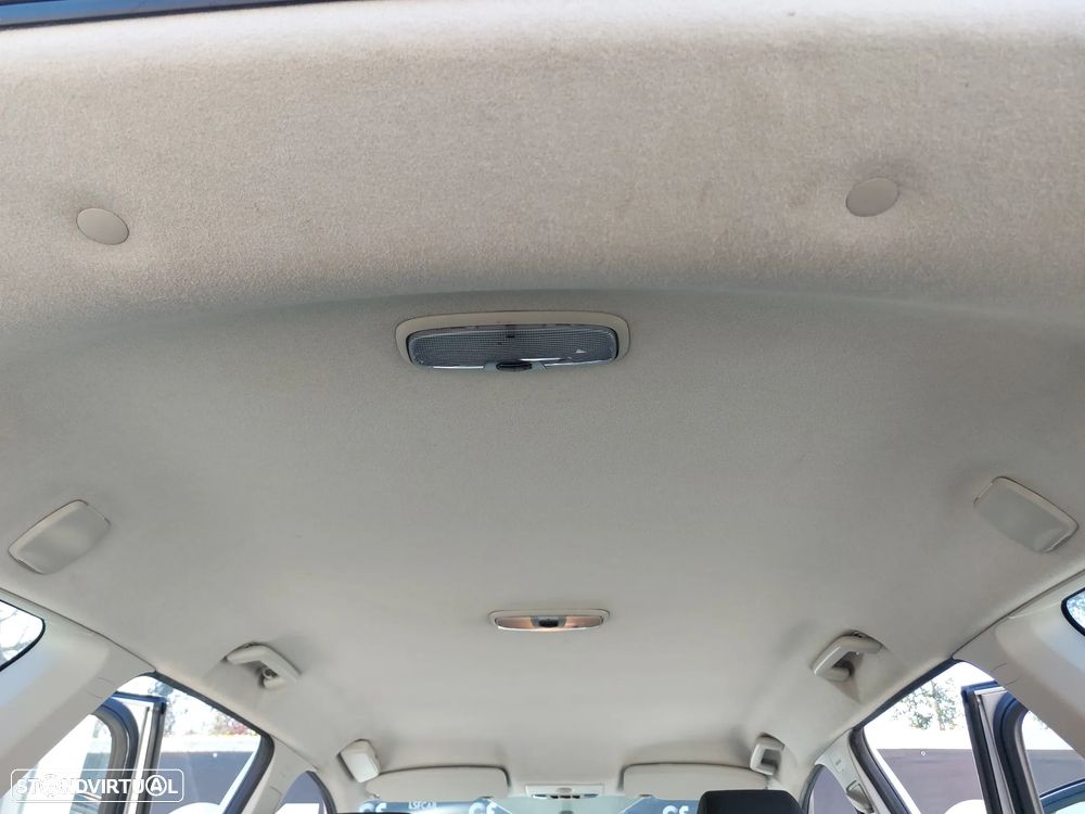 Ford Focus SW 1.6 TDCi Trend - 21