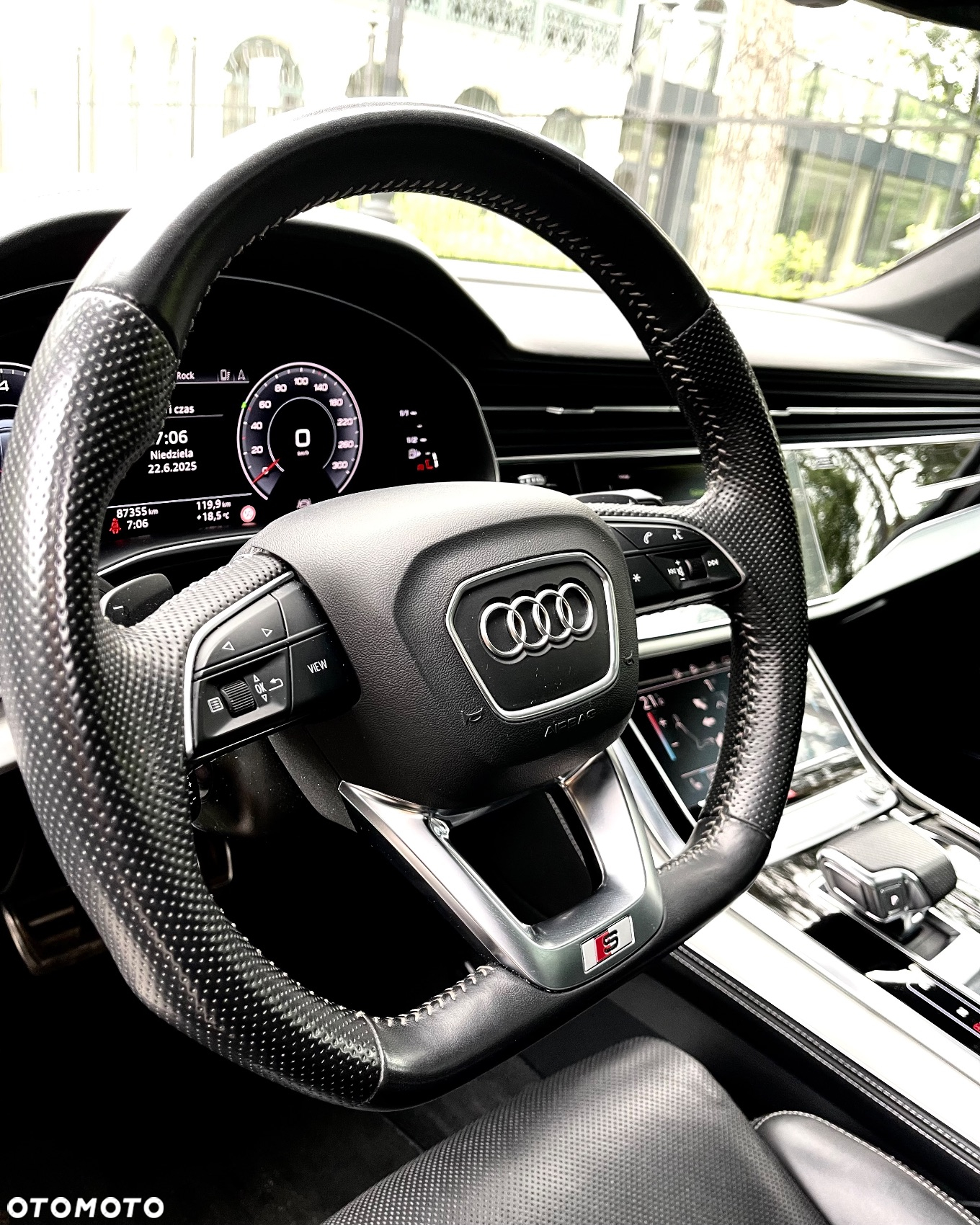 Audi Q8 55 TFSI mHEV Quattro Tiptronic - 17