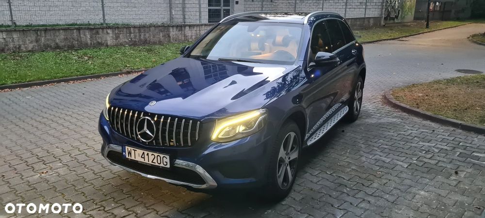 Mercedes-Benz GLC - 31