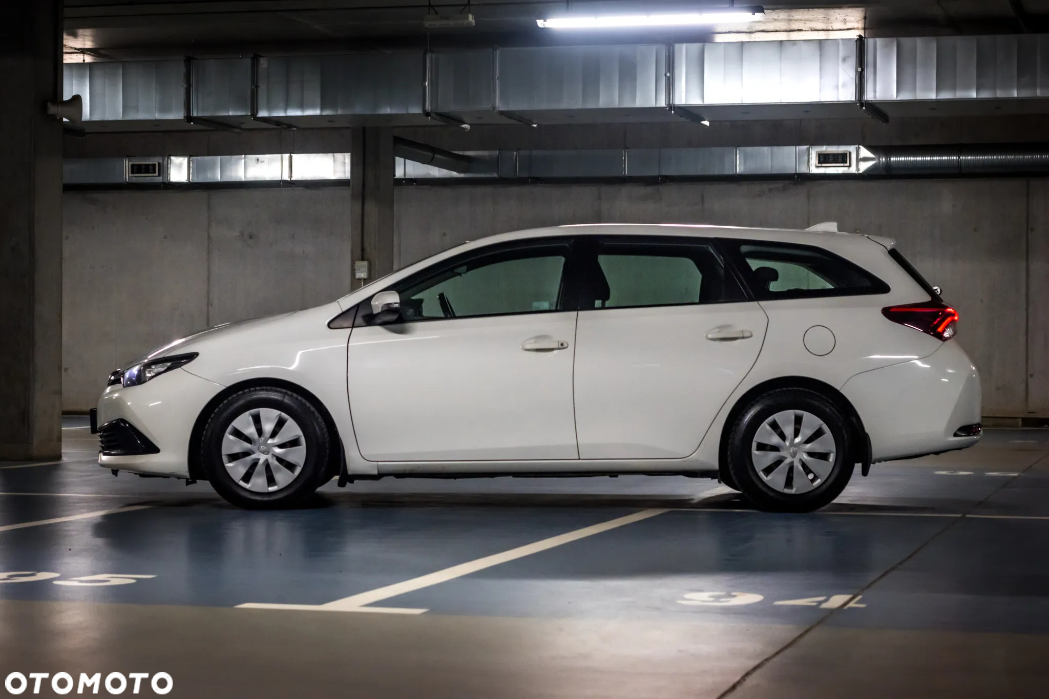Toyota Auris 1.4 D-4D Active - 4