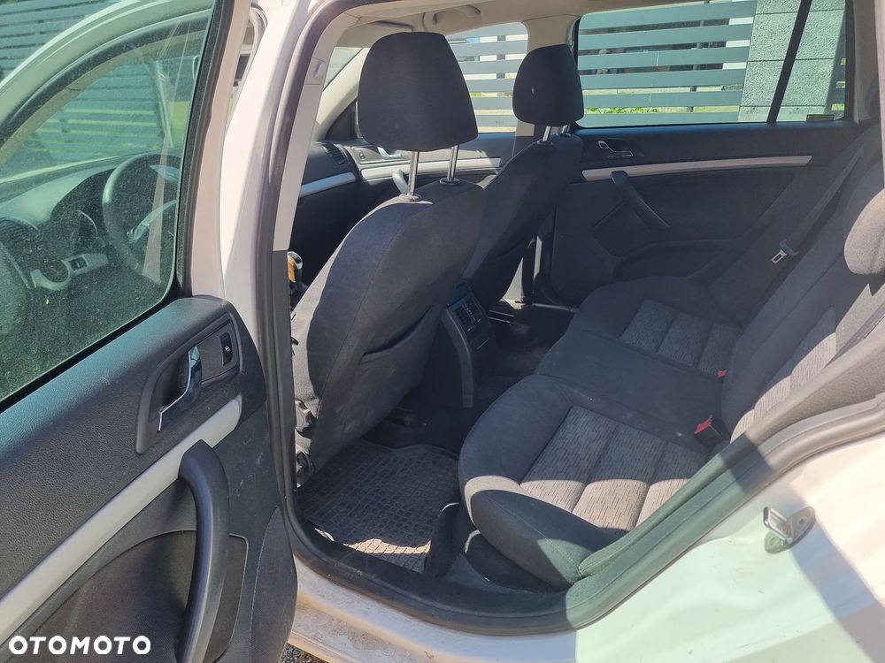 Skoda Octavia 2.0 TDI Ambiente - 9