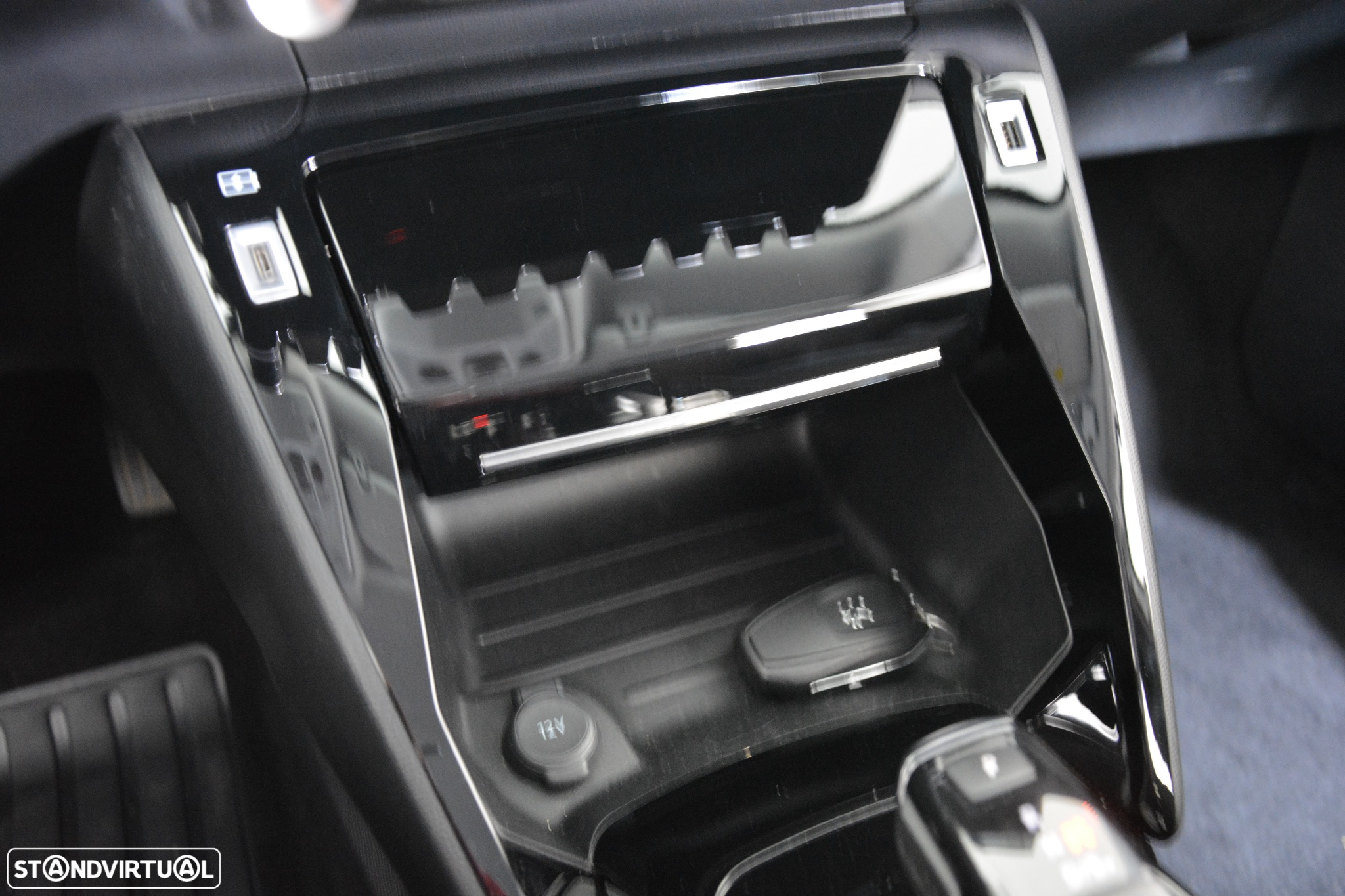 Peugeot e-2008 50 kWh Allure Pack - 24