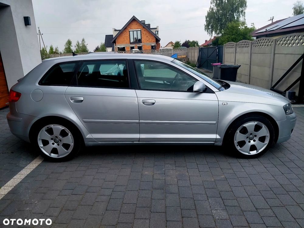 Audi A3 Sportback 2.0 FSI Attraction - 6