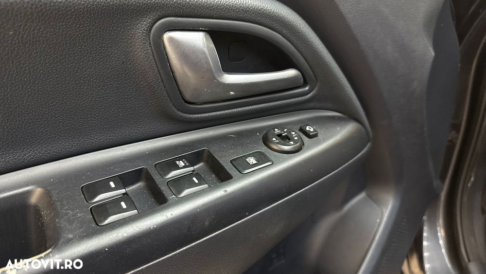 Kia Rio - 17
