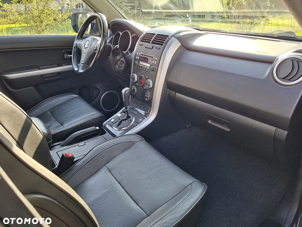 Suzuki Grand Vitara 3.2 Automatik Comfort+ 20 Jahre - 21