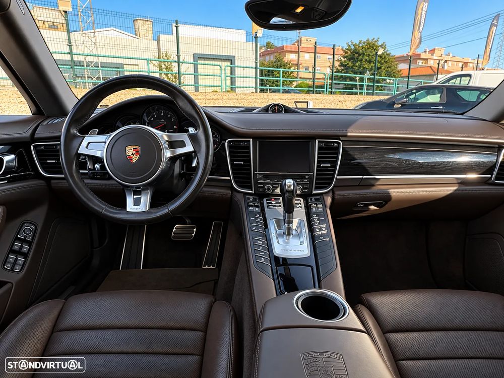 Porsche Panamera 3.0 V6 - 9
