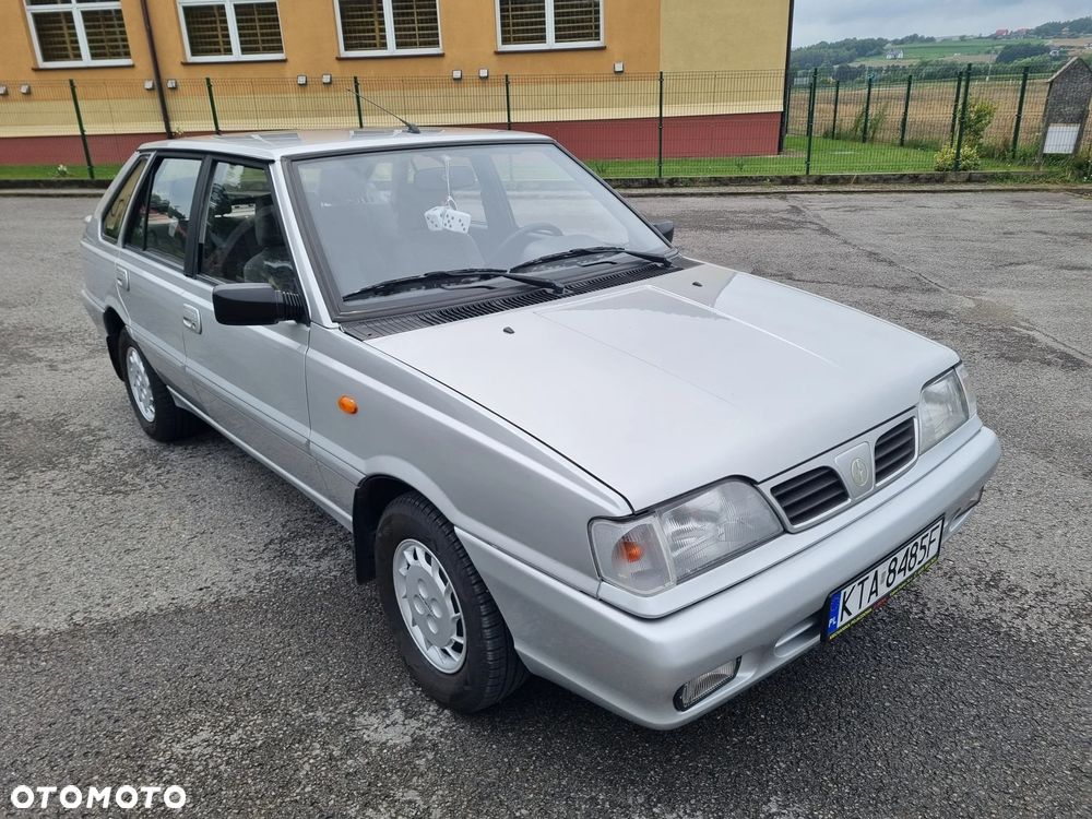Polonez Caro - 1