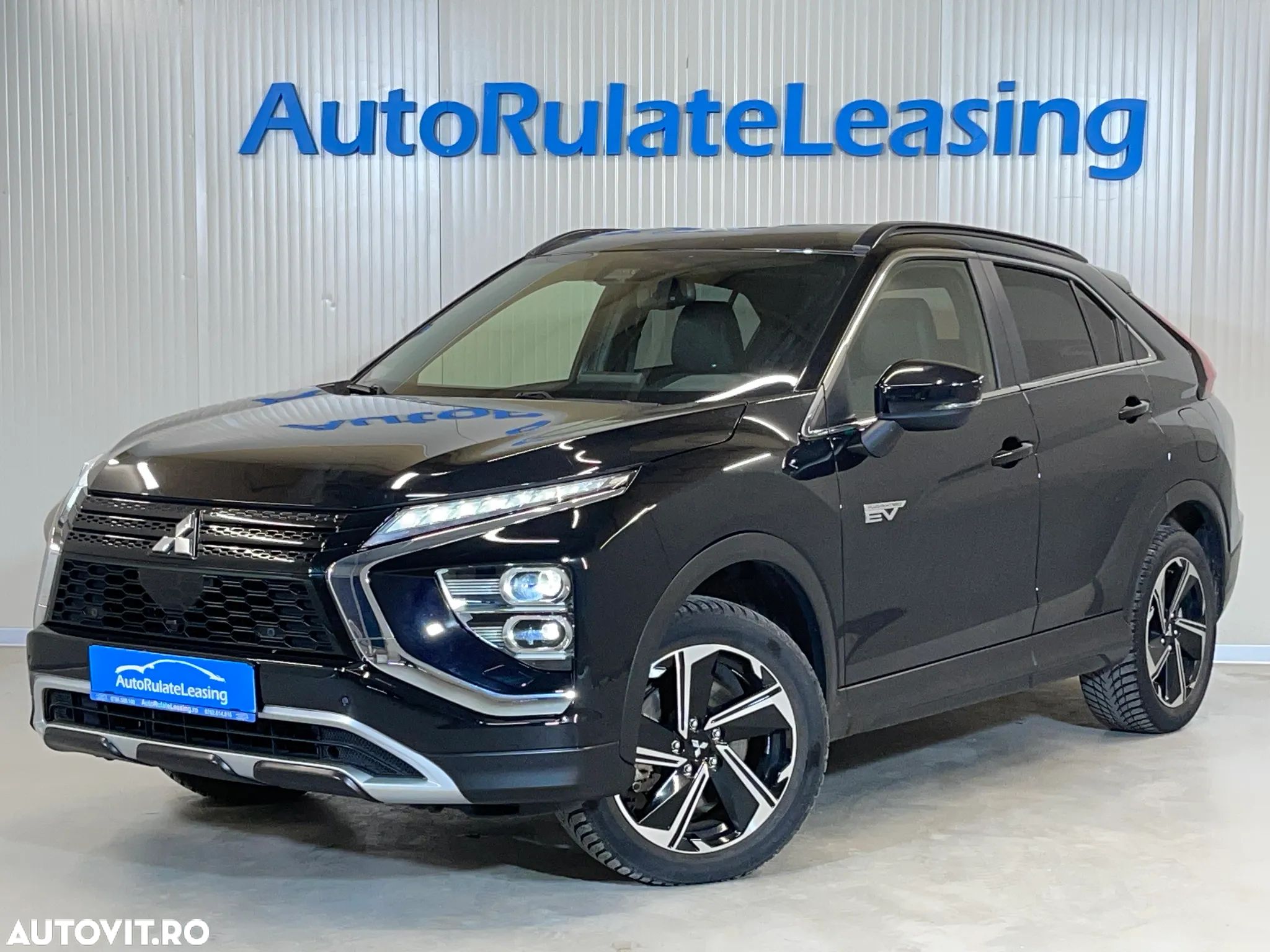 Mitsubishi Eclipse-Cross Plug-In Hybrid 4WD Plus Select - 1