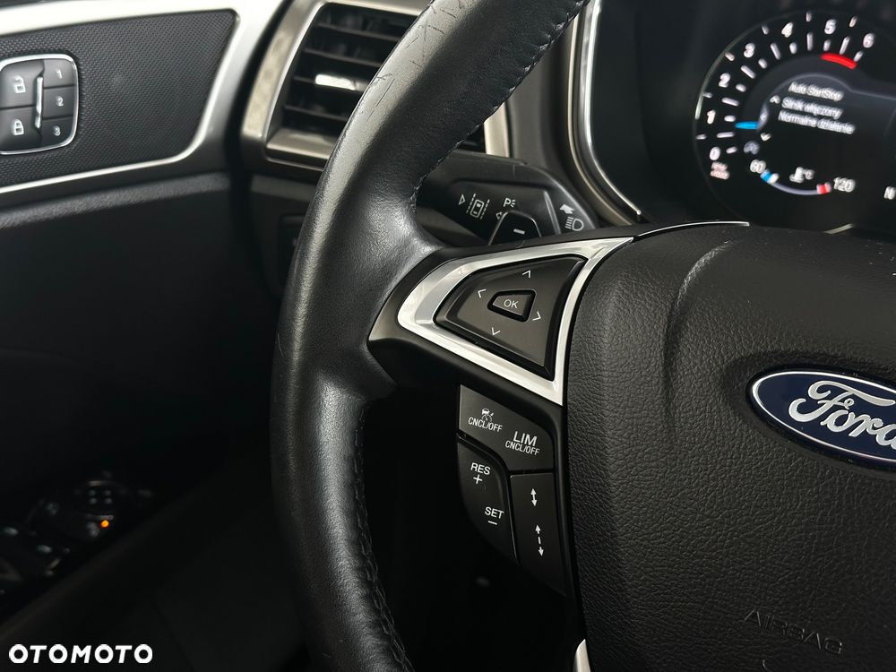 Ford Mondeo - 29