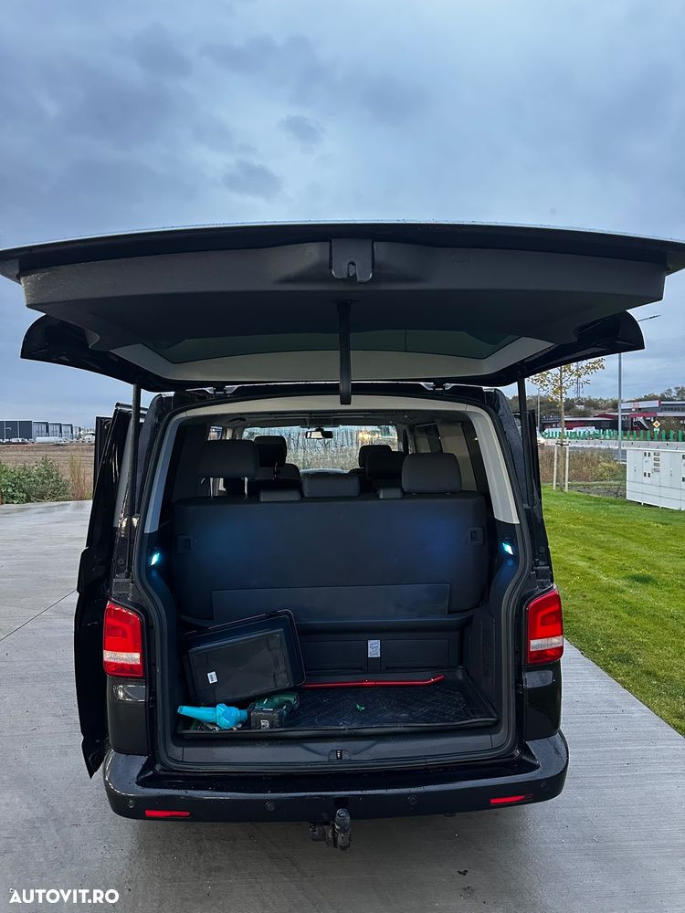Volkswagen Multivan - 16