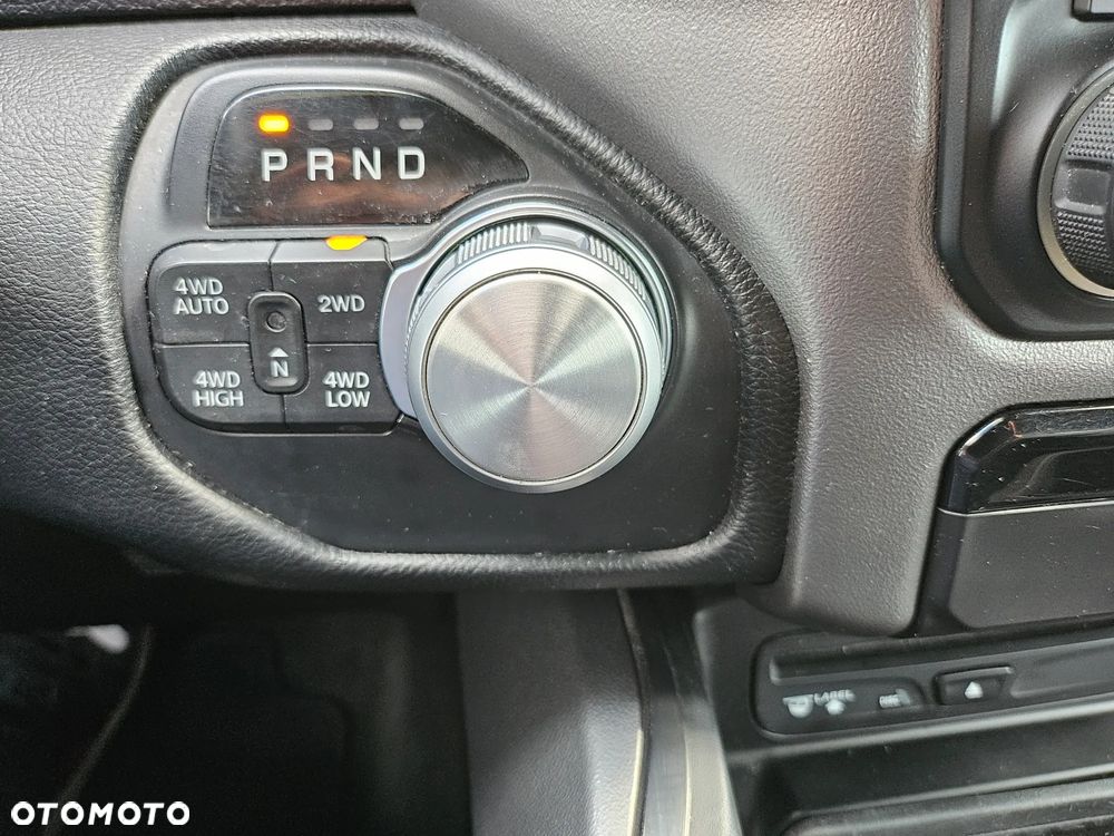 RAM 1500 Crew Cab Shortbed Laramie - 22