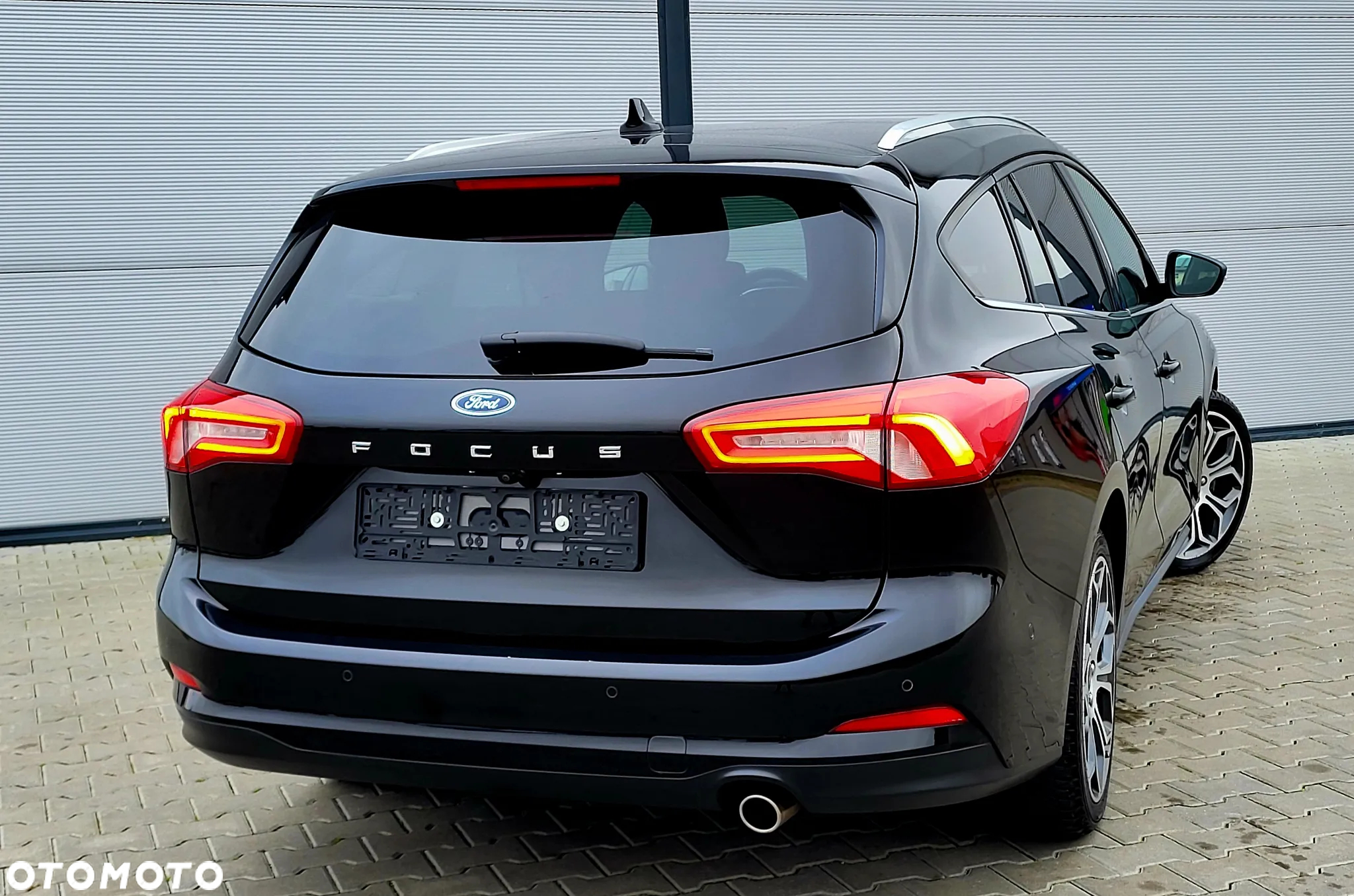 Ford Focus 1.0 EcoBoost Titanium Business - 19