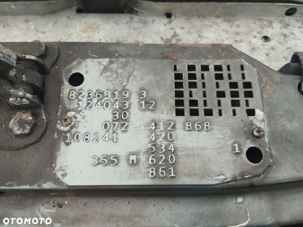 Mercedes-Benz W124 (1984-1993) - 24