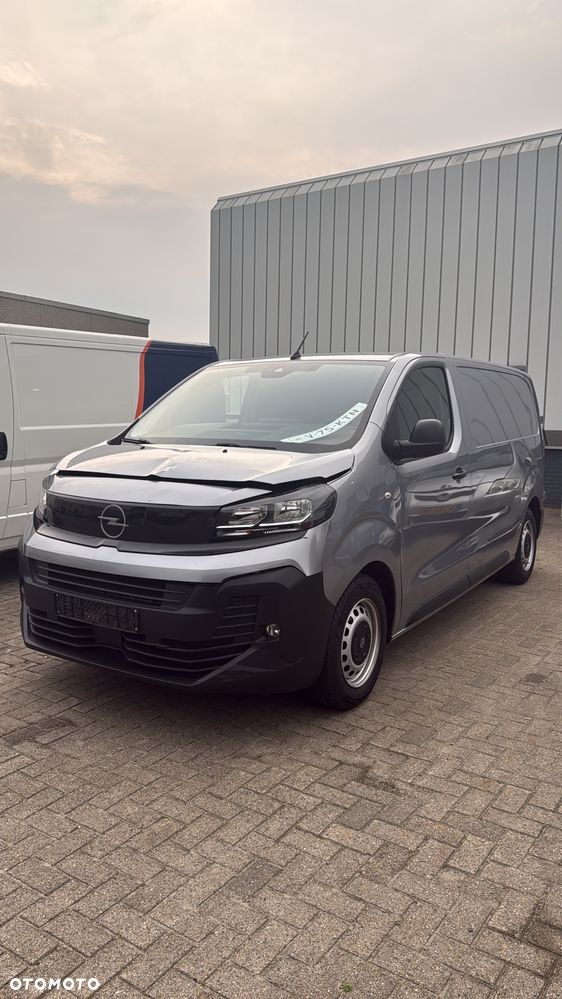 Opel Vivaro - 2
