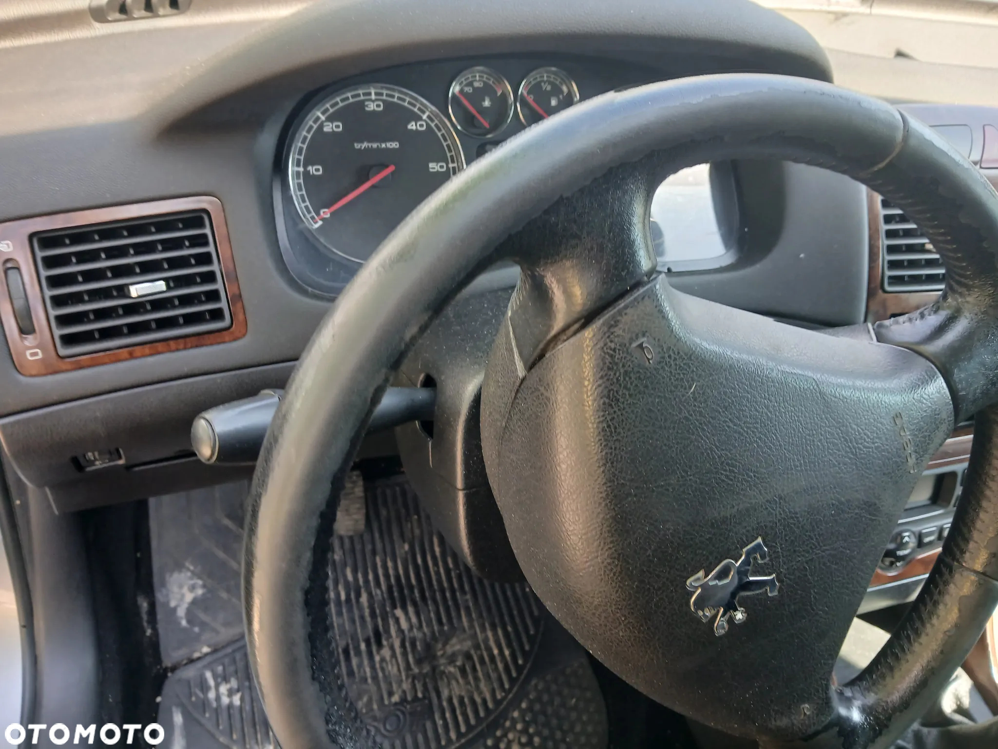 peugeot 307 SW 7osobowy fotel fotele kanapa deska kokpit podsufitka boczek boczki klamka - 4