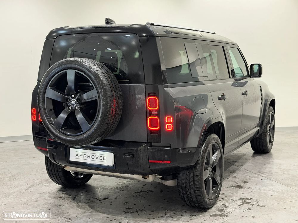 Land Rover Defender 2.0 P300e 110 AWD X-Dynamic SE - 4