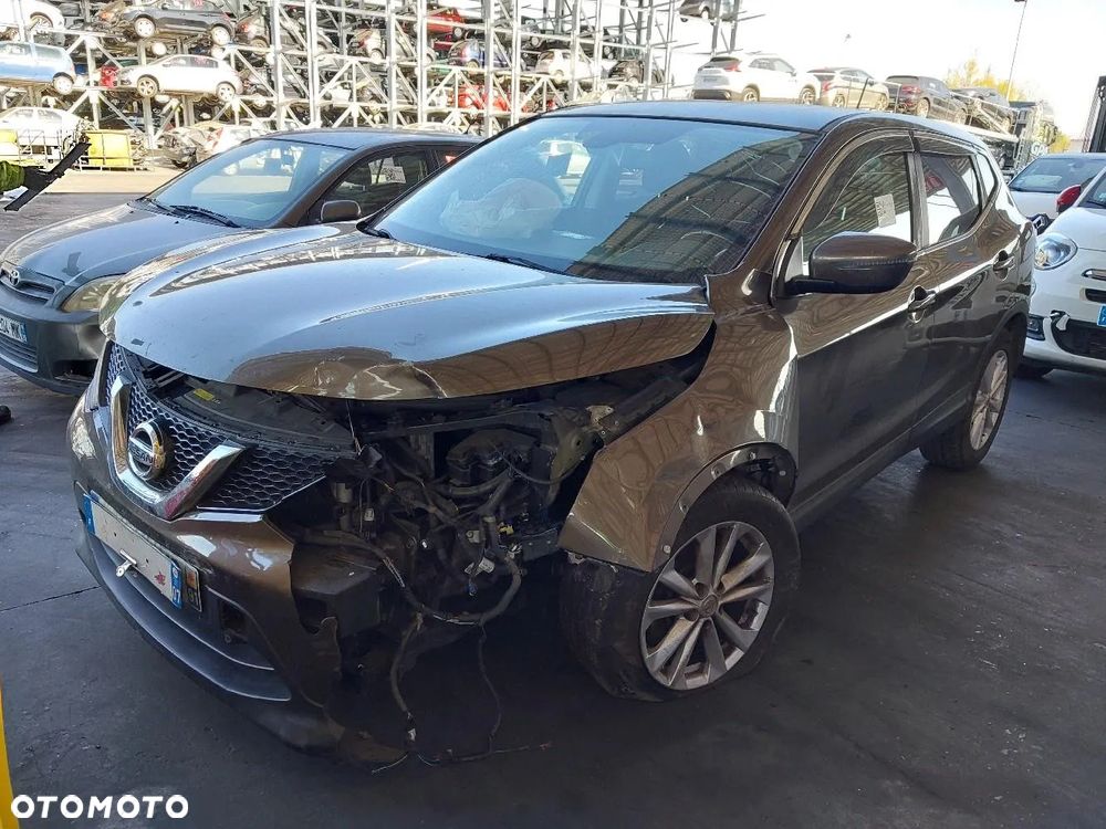 Nissan Qashqai 1.2 DIG-T N-Connecta EU6 - 2