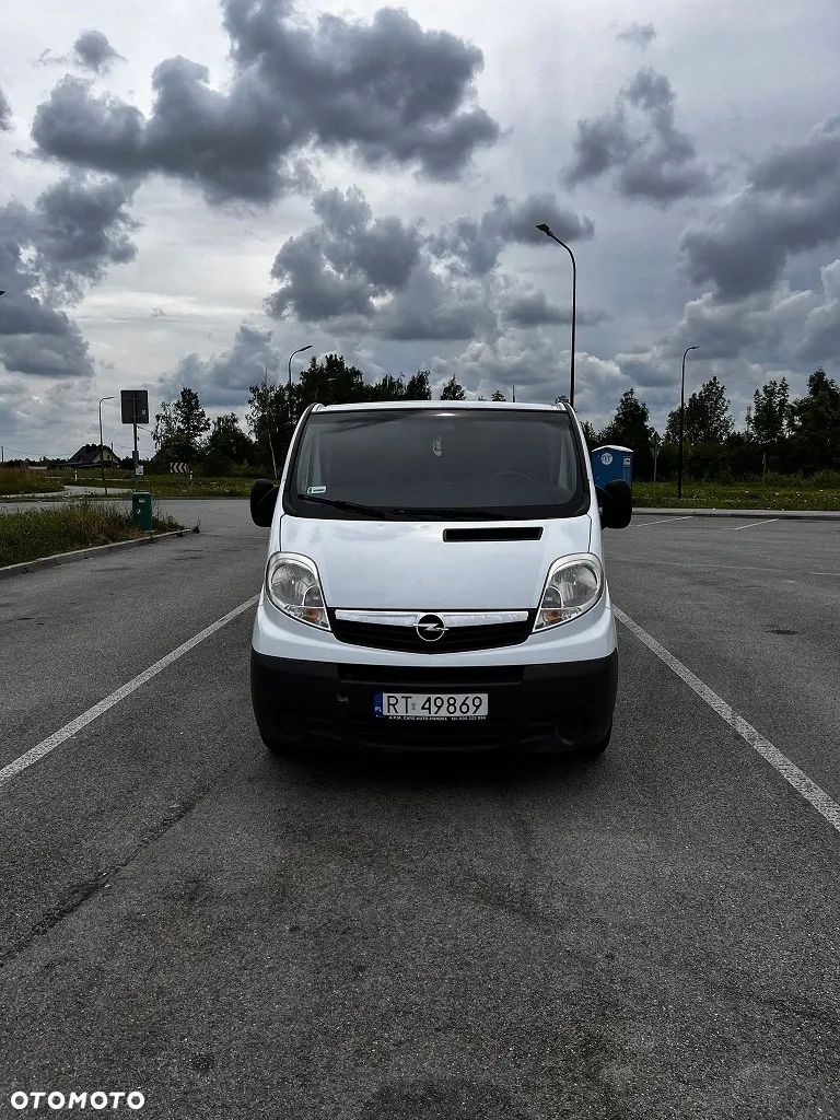 Opel Vivaro L2H1 2.9t - 1