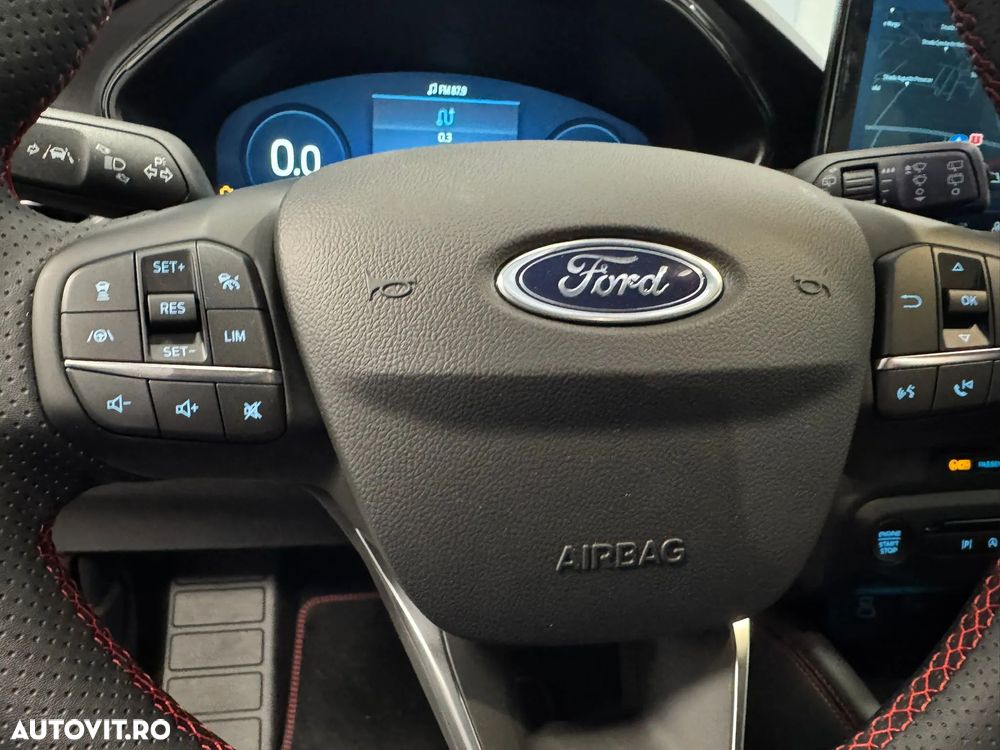 Ford Focus 1.0 EcoBoost Hybrid Aut. ST-LINE X - 11