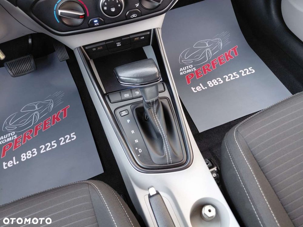 Hyundai i20 - 20