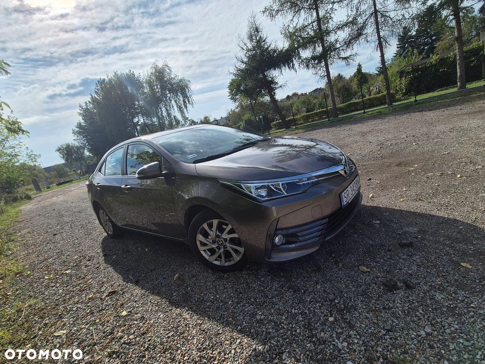 Toyota Corolla 1.6 Comfort - 3