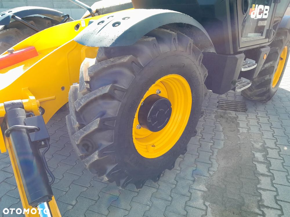 JCB 540-140 - 23