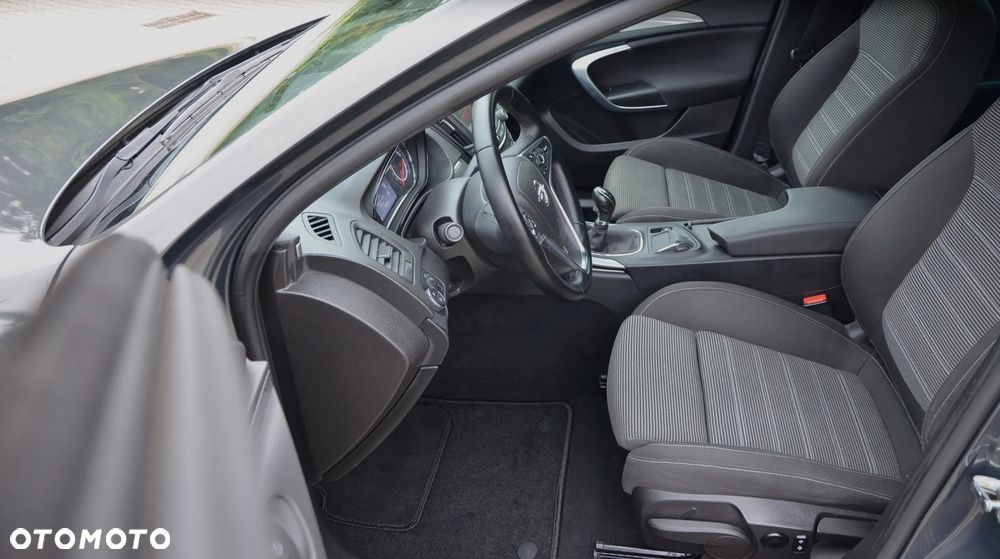 Opel Insignia - 16