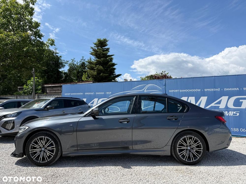 BMW Seria 3 330e M Sport sport - 9
