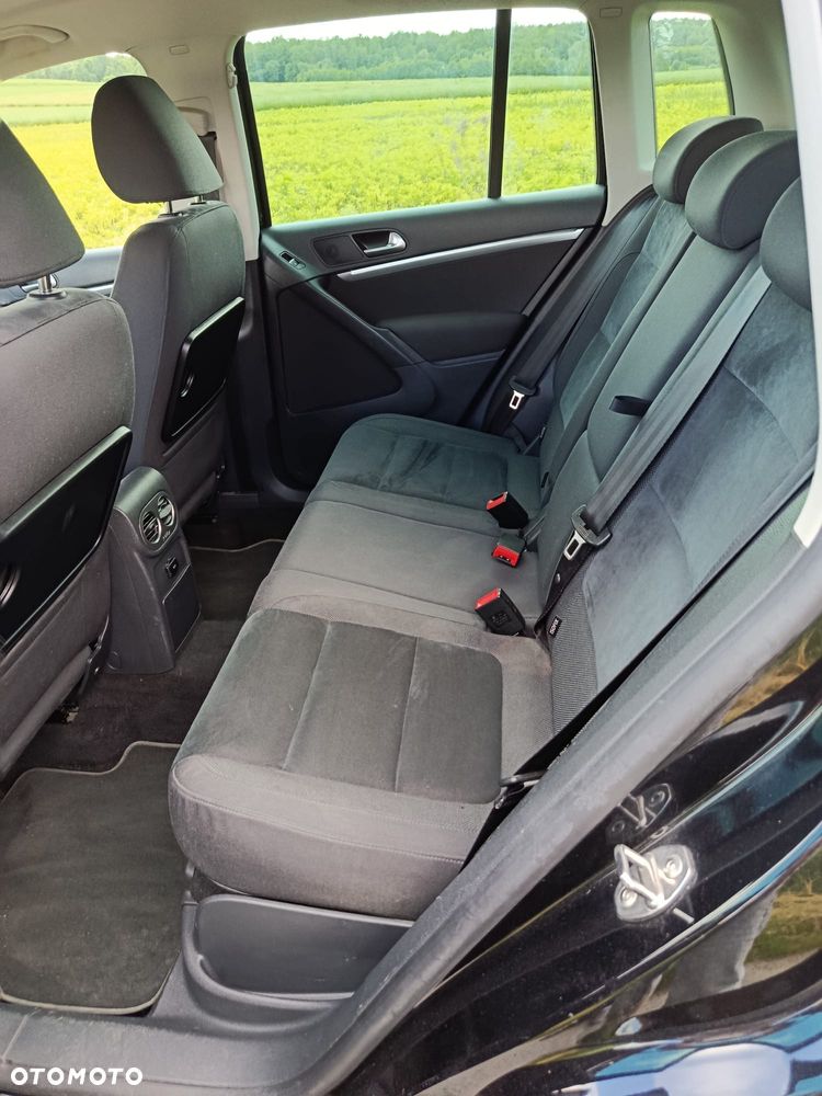 Volkswagen Tiguan 2.0 TDI 4Mot Sport&Style DSG - 9