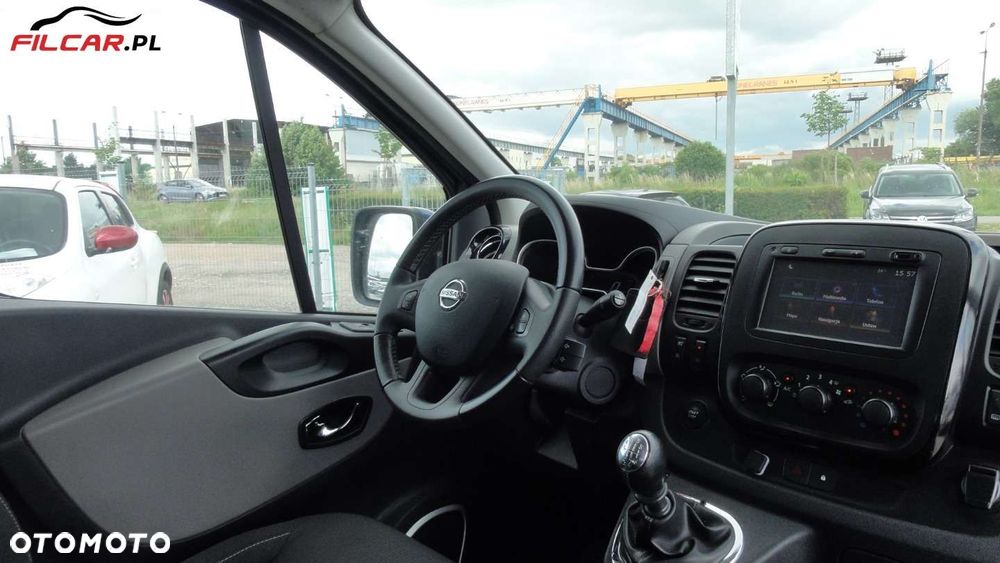 Nissan NV300 - 10