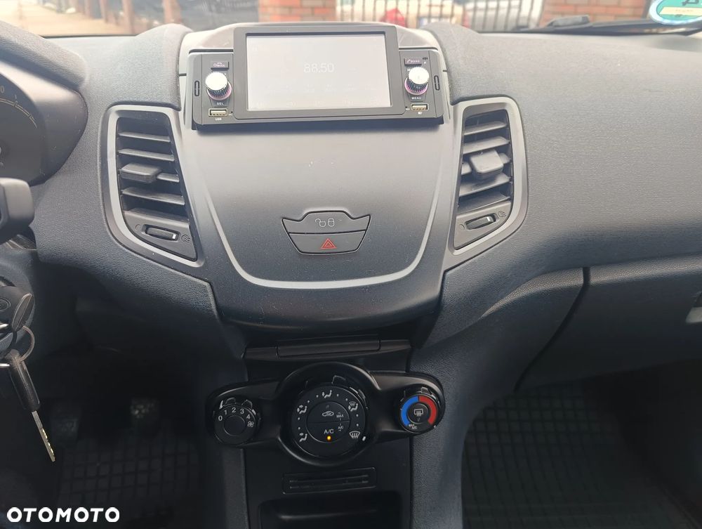 Ford Fiesta 1.25 Trend EU5 - 18