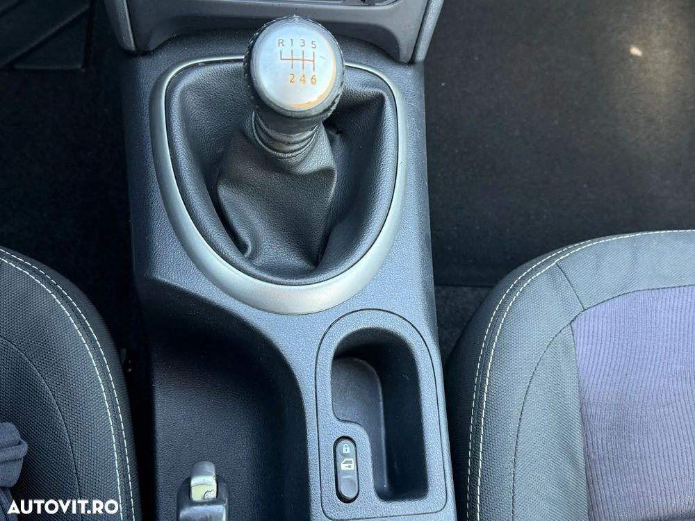 Nissan Qashqai 1.6 DCI DPF Start/Stop tekna - 14