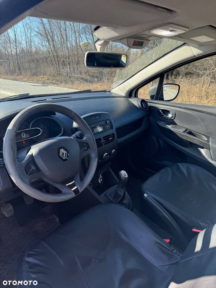 Renault Clio - 7