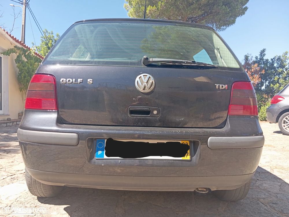 VW Golf 1.9 TDi 25 Anos - 9