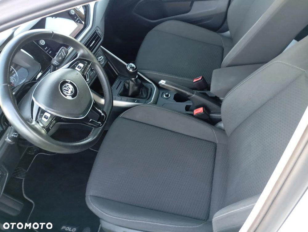 Volkswagen Polo - 14