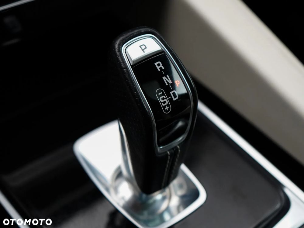 Jaguar F-Pace 5.0 V8 S/C AWD SVR - 23