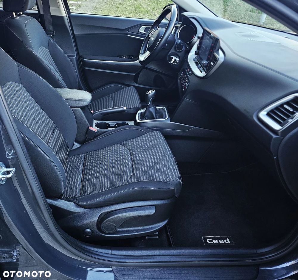 Kia Ceed 1.0 T-GDI M - 28