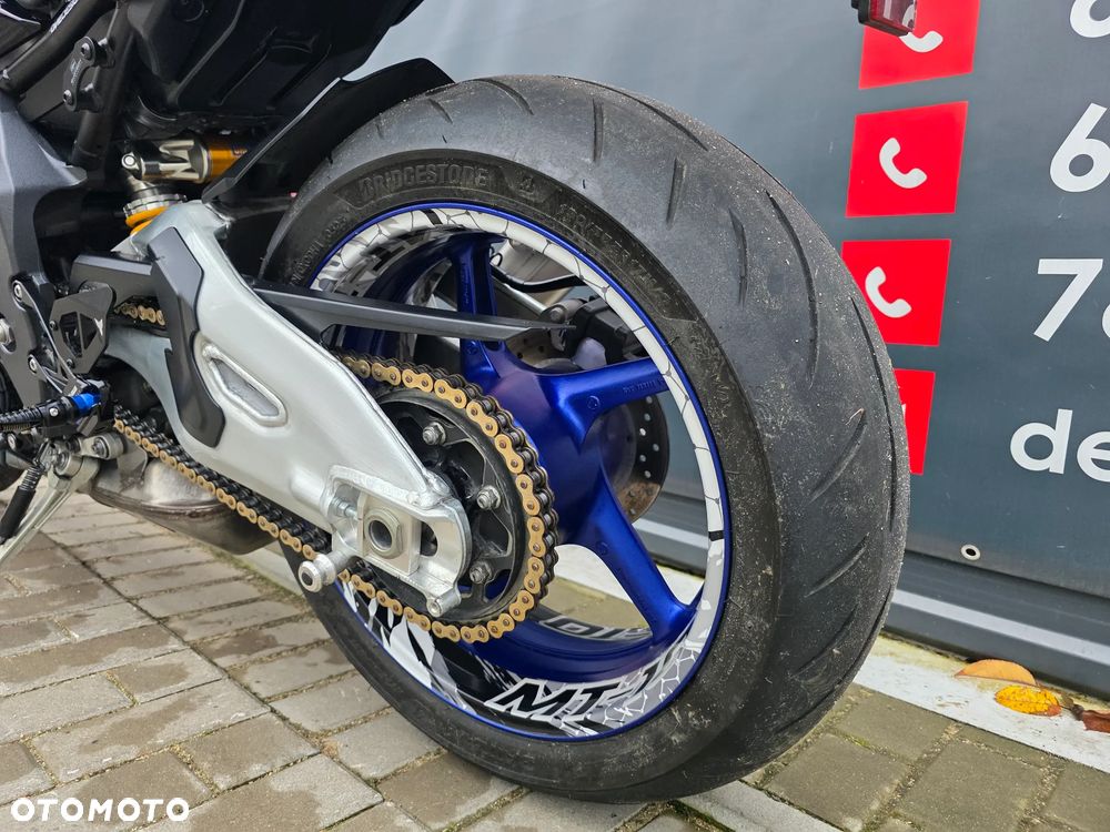 Yamaha MT - 7